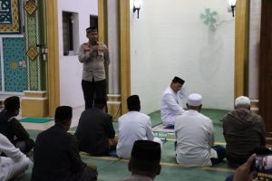 Polres Aceh Tengah Gelar Safari Subuh di Dua Masjid, Kapolres : Sampaikan Bahaya Perjudian dan Rekruitmen Anggota Polri