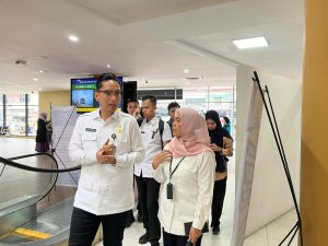 Rico Waas Sidak Mal Pelayanan Publik, Baru 5 Menit Pelayanan Online KTP Dibuka Langsung Habis