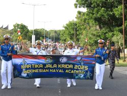Genderang Suling Gita Jala Taruna AAL Angkatan Ke-72 Tampil di Kota Padang