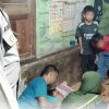 Kondisi Lemas, Polsek Silih Nara dan Masyarakat Temukan Warga yang Hilang di Hutan
