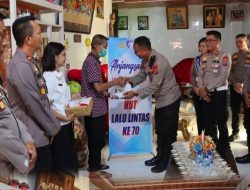 Menjelang HUT Ke-70, Polres Nias Gelar Anjangsana ke Purnawirawan dan Warga Kurang Mampu