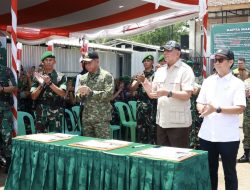 Panglima TNI Dampingi Menhan RI Tinjau Yonif TP 835/Samota Yudha Bhakti di Sumbawa