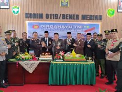 Meriahkan HUT TNI ke-80, Polres Bener Meriah Berikan Nasi Tumpeng dan Kue Ulang Tahun di Kodim 0119/BM
