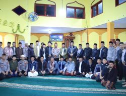 Polres Bener Meriah Bersama IAIN Takengon Gelar Safari Magrib Mubarokah, Sampaikan Pesan Tertib Berlalulintas