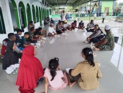 Polres Pelabuhan Belawan Salurkan Makanan Siap Saji Kepada Warga Pengungsi di Mesjid Al Hijrah