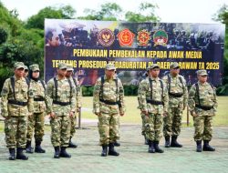 Kapuspen TNI Buka Pembekalan Awak Media Tentang Prosedur Kedaruratan di Daerah Rawan