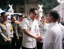 Pastikan Perayaan Malam Natal Kondusif, Wali Kota Medan dan Forkopimda Pantau Langsung Situasi di Gereja