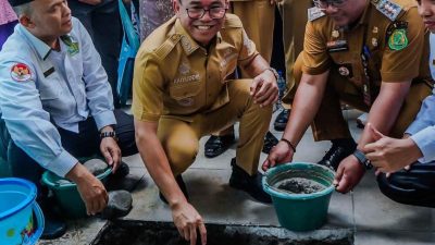 Letakkan Batu Pertama Pembangunan Masjid At-Tawwabin, Zakiyuddin Harahap Tekankan Fungsi Sosial Rumah Ibadah