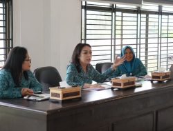 Ketua TP PKK Kabupaten Pakpak Bharat Pimpin Rapat Bulanan