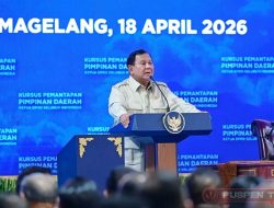 Panglima TNI Dampingi Presiden RI Berikan Pengarahan kepada Ketua DPRD Seluruh Indonesia