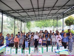 Bupati Pakpak Bharat Serahkan Bantuan Program Rehabilitasi Sosial Atensi Kluster Anak dan Perlindungan Sosial Tenaga Kerja