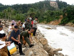 Gubernur Bobby Percepat Rekontruksi Pascabencana di Tapteng