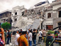 Ledakan Keras di Rumah Mewah Grand Polonia, 6 Orang Luka-luka