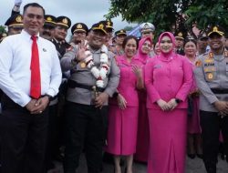 Suasana Penuh Haru dan Bahagia Selimuti Pisah Sambut Kapolres Nias Selatan